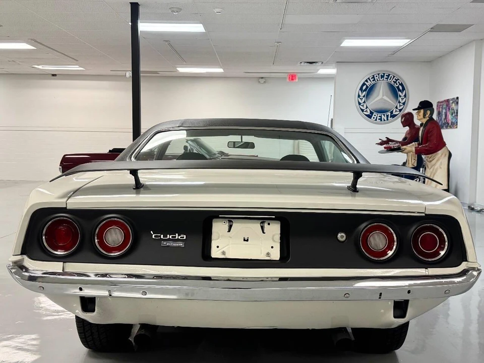 1973 Plymouth 'Cuda 3rd Gen Coupe - Image 30 of 31