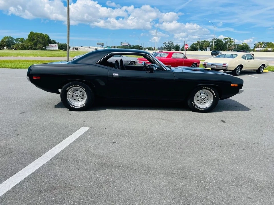 1973 Plymouth 'Cuda 3rd Gen Coupe - Image 7 of 12
