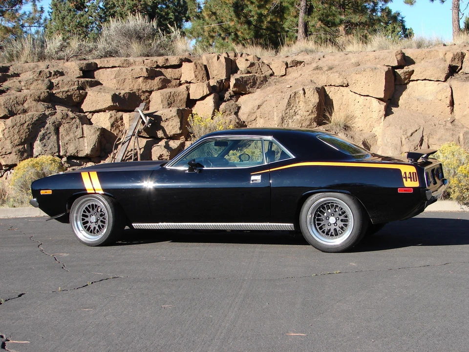 1973 Plymouth 'Cuda 3rd Gen Coupe - Image 9 of 21