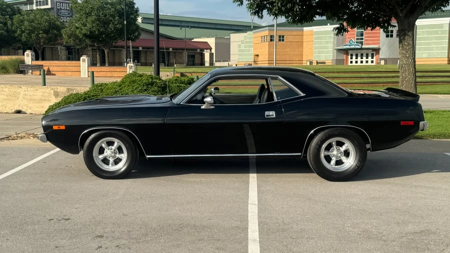 1973 Plymouth 'Cuda 3rd Gen Coupe - Image 2 of 10