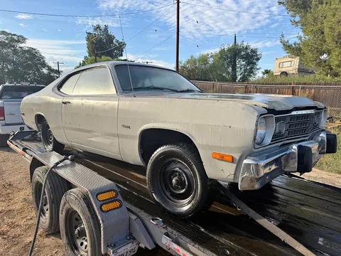 1973 Plymouth Duster Sedan