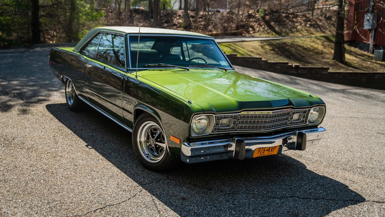1973 Plymouth Valiant - Image 16 of 30