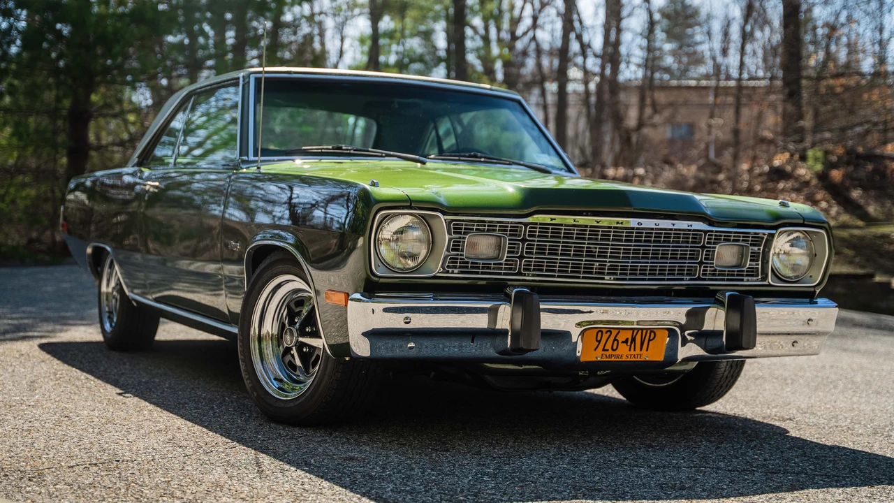 1973 Plymouth Valiant - Image 17 of 30