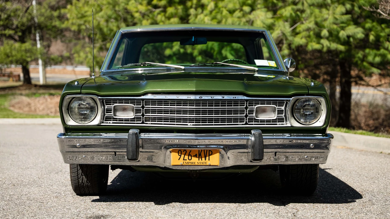 1973 Plymouth Valiant - Image 10 of 30