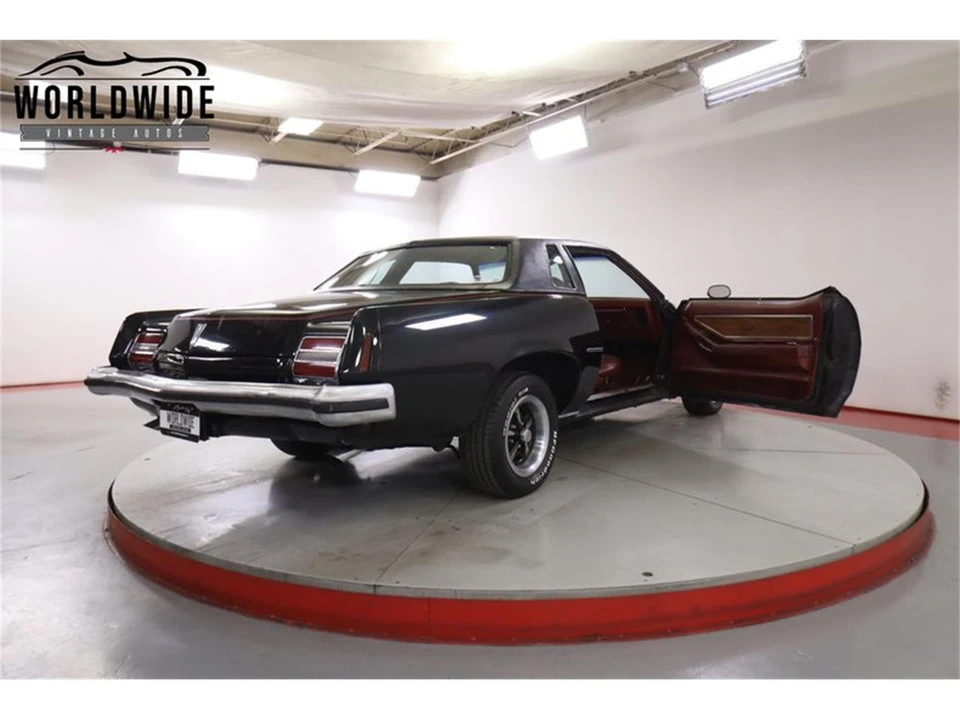 1973 Pontiac Grand Prix 3rd+ Gen - Image 28 of 31