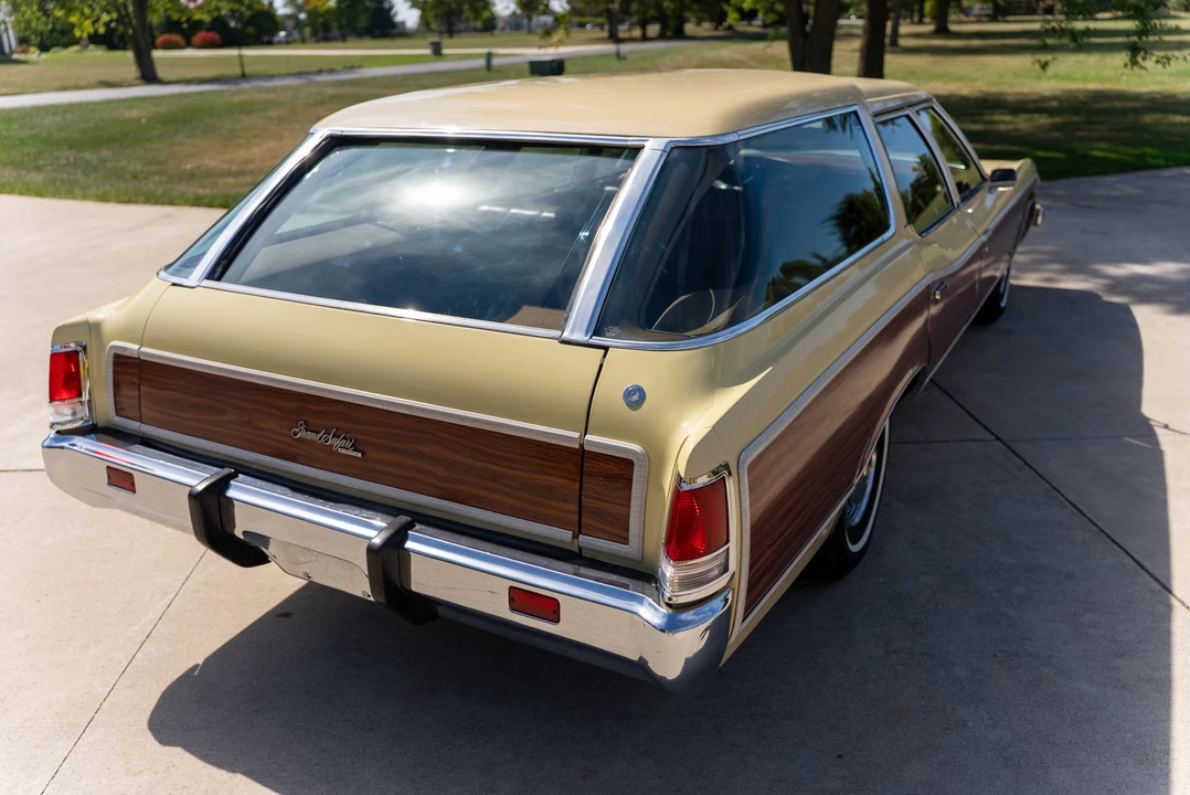 1973 Pontiac Safari - Image 20 of 31