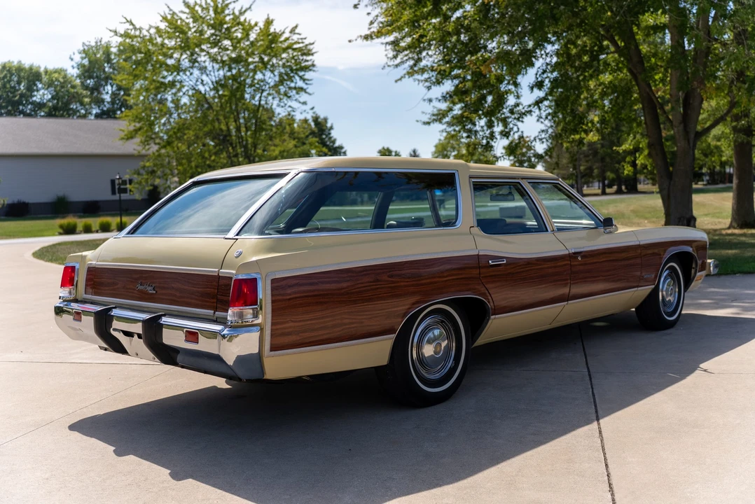 1973 Pontiac Safari - Image 24 of 31