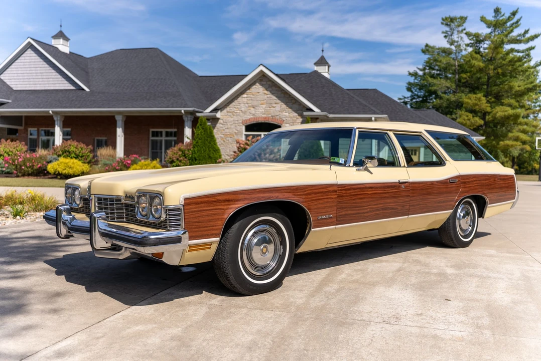 1973 Pontiac Safari - Image 7 of 31