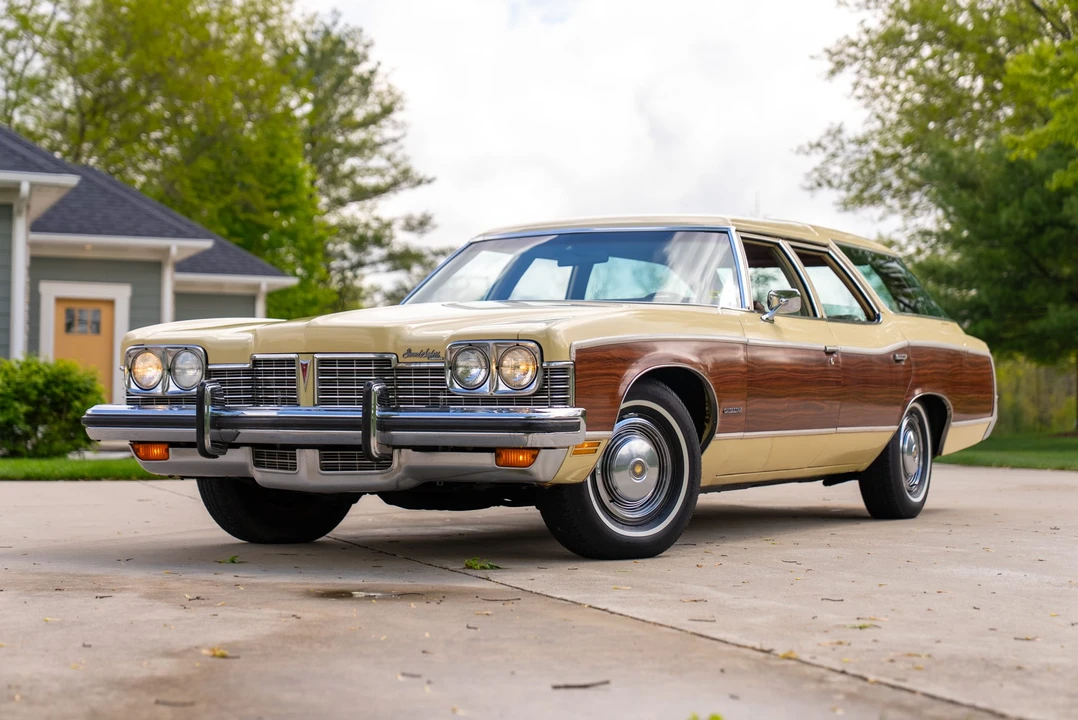 1973 Pontiac Safari - Image 2 of 31