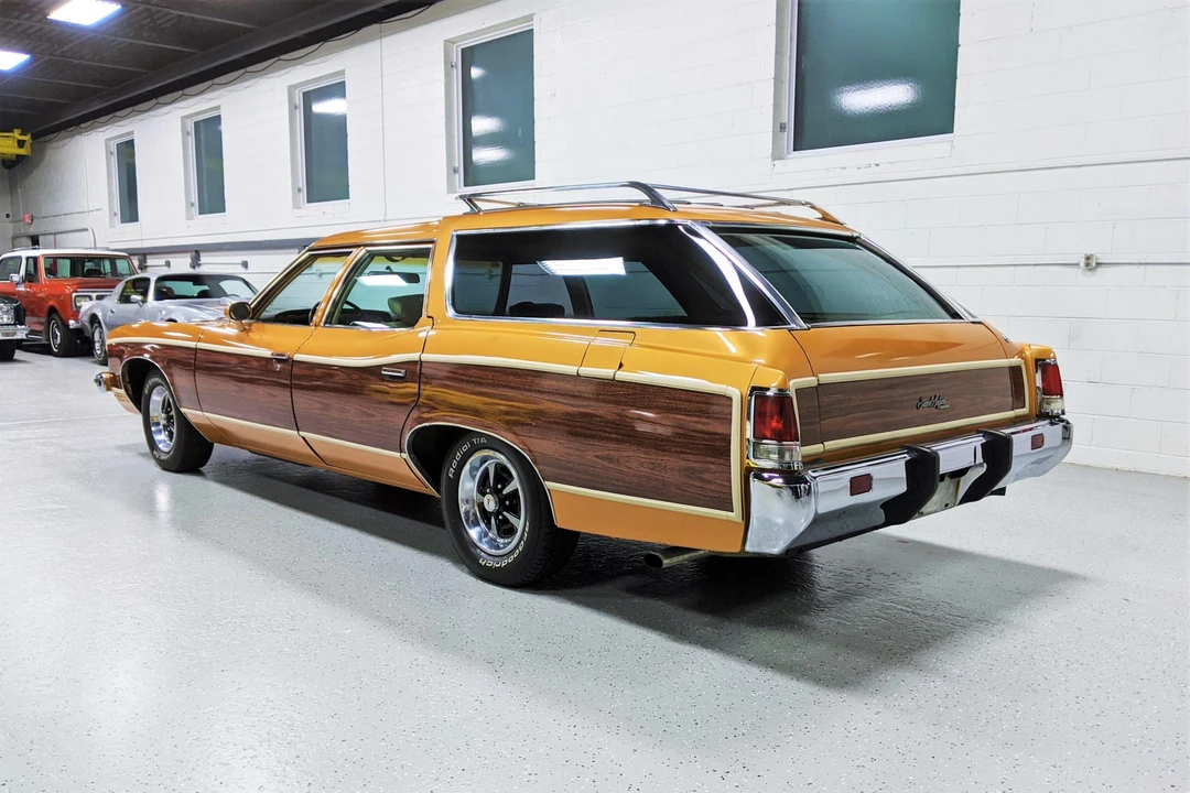 1973 Pontiac Safari - Image 6 of 31
