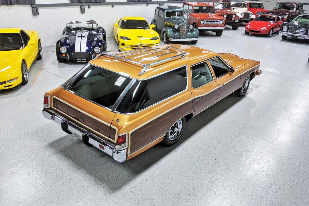 1973 Pontiac Safari - Image 13 of 31