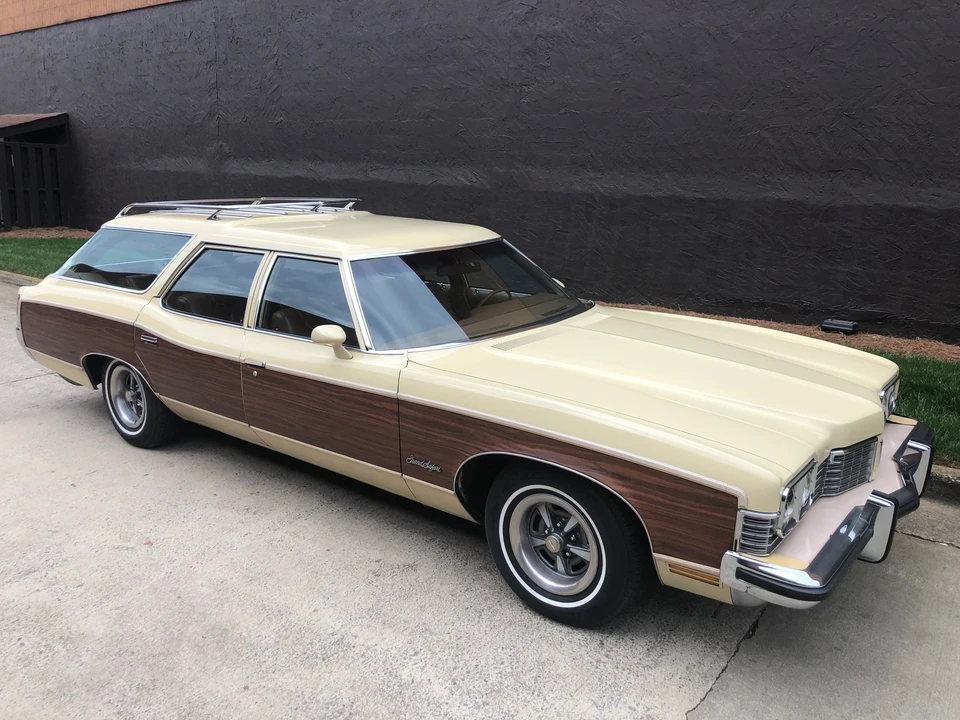 1973 Pontiac Safari - Image 15 of 31