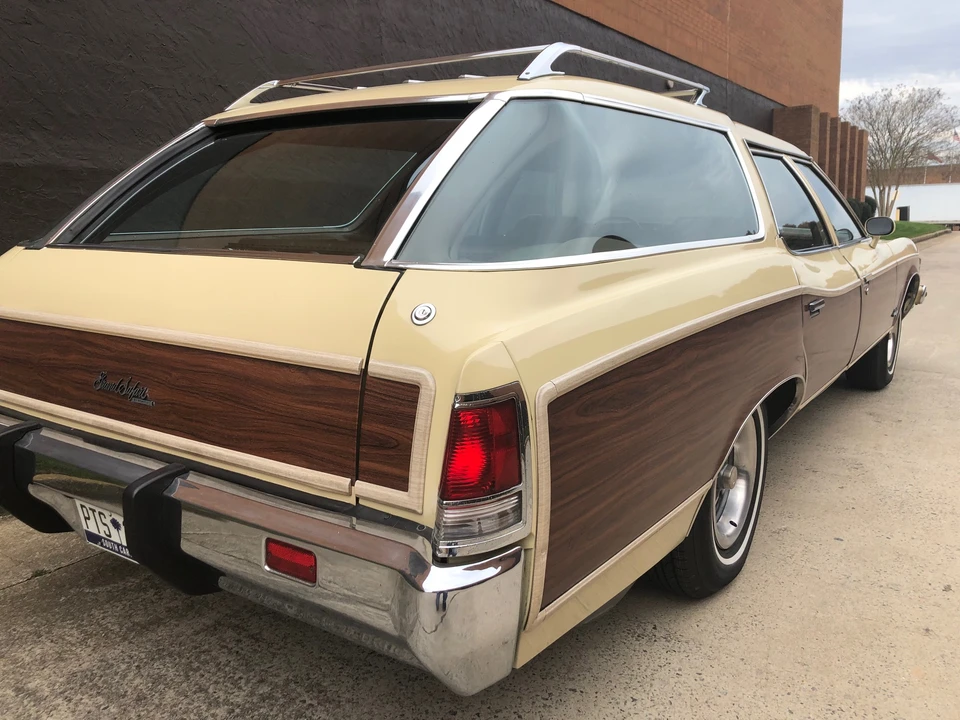 1973 Pontiac Safari - Image 28 of 31