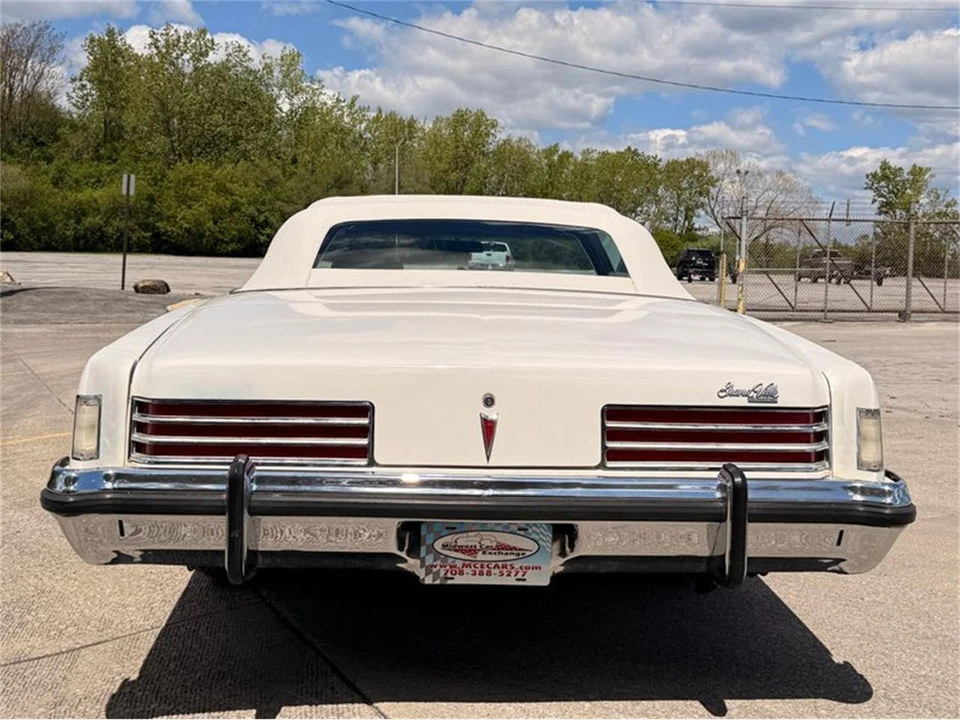1973 Pontiac Grand Ville - Image 9 of 31