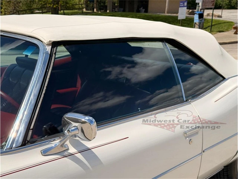 1973 Pontiac Grand Ville - Image 19 of 31