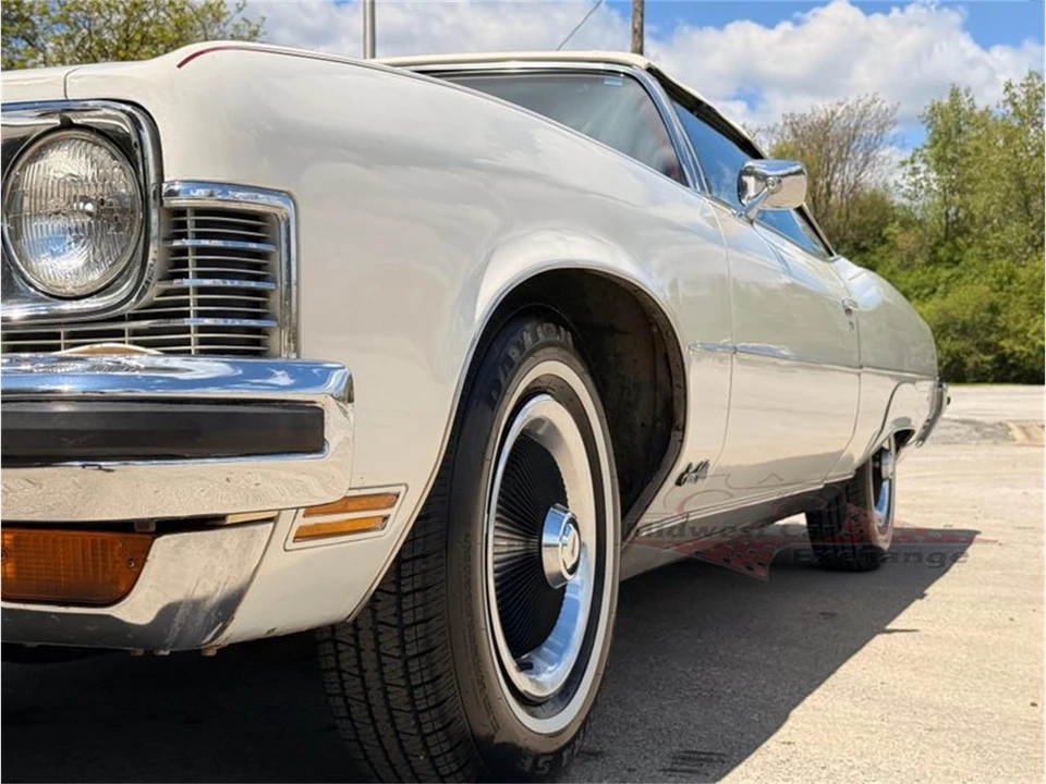 1973 Pontiac Grand Ville - Image 18 of 31