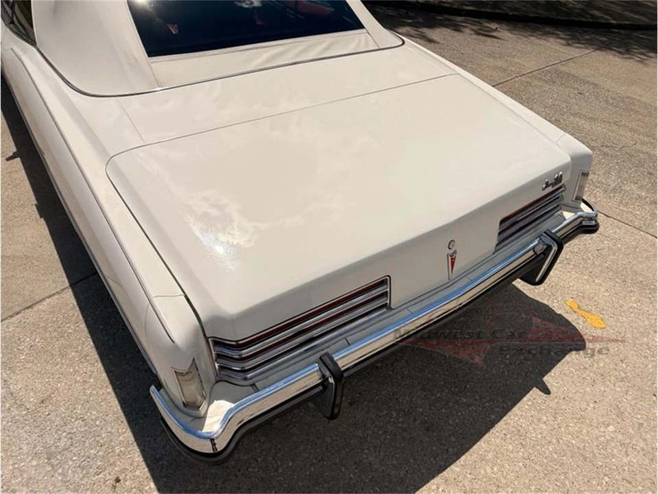 1973 Pontiac Grand Ville - Image 30 of 31