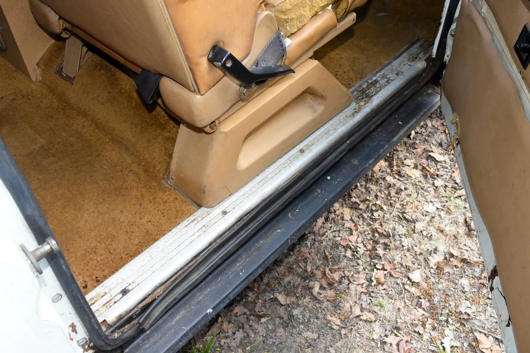 1973 Land Rover Range Rover Classic - Image 28 of 30