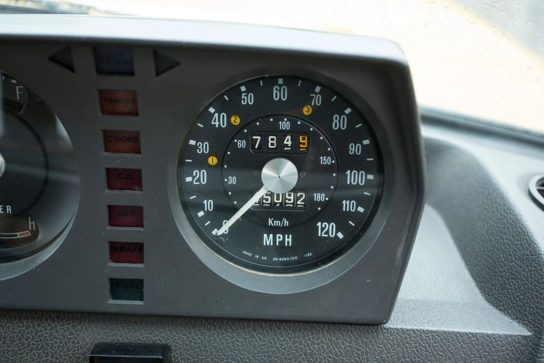 1973 Land Rover Range Rover Classic - Image 9 of 31