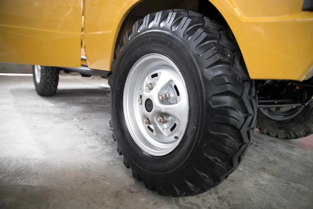 1973 Land Rover Range Rover Classic - Image 13 of 31