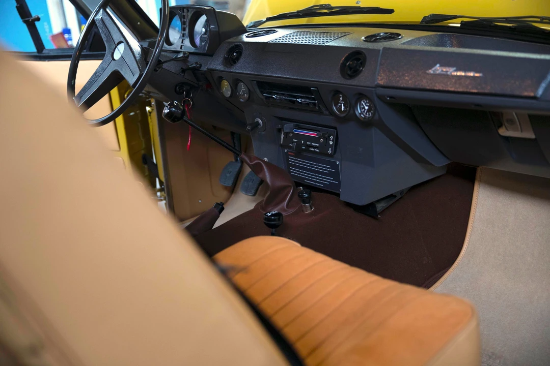 1973 Land Rover Range Rover Classic - Image 29 of 31