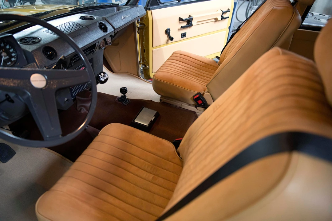 1973 Land Rover Range Rover Classic - Image 14 of 31