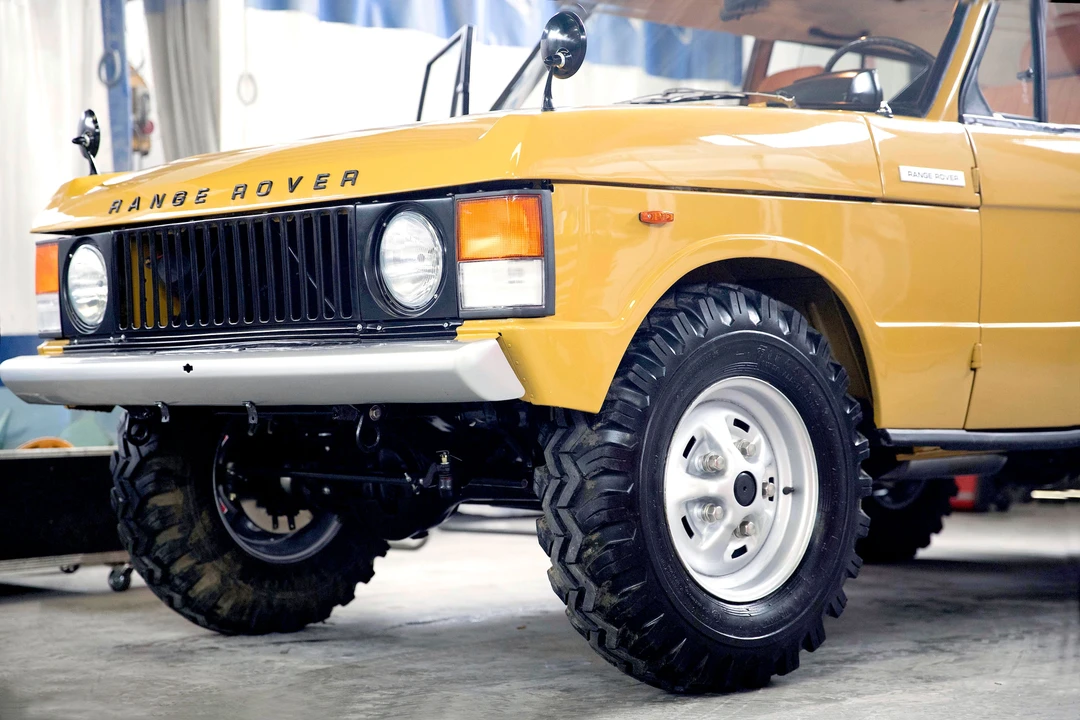 1973 Land Rover Range Rover Classic - Image 9 of 31