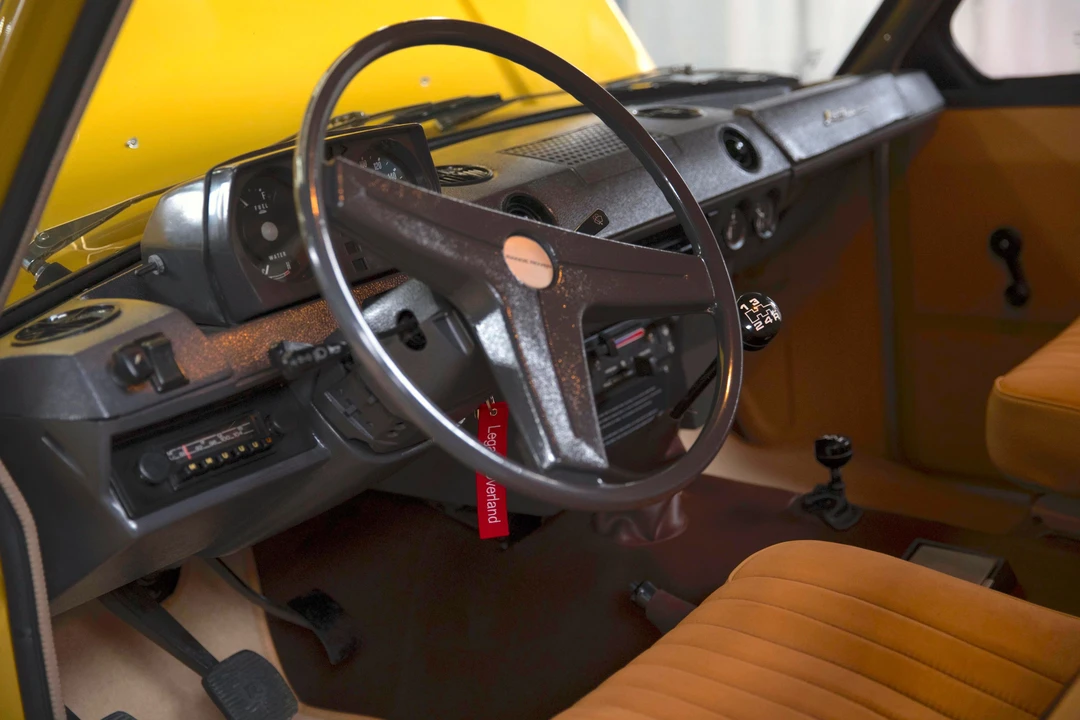 1973 Land Rover Range Rover Classic - Image 31 of 31