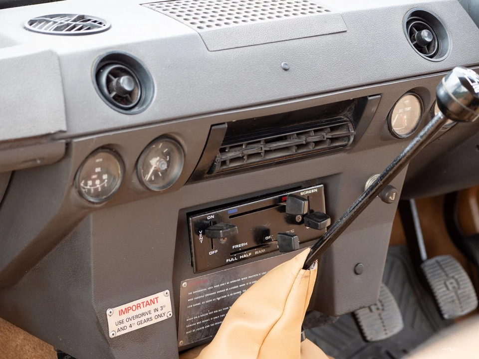 1973 Land Rover Range Rover Classic - Image 18 of 30