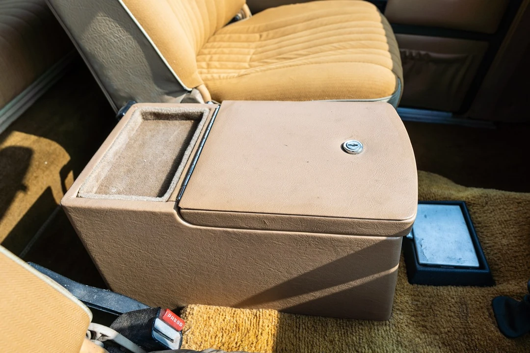 1973 Land Rover Range Rover Classic - Image 28 of 30