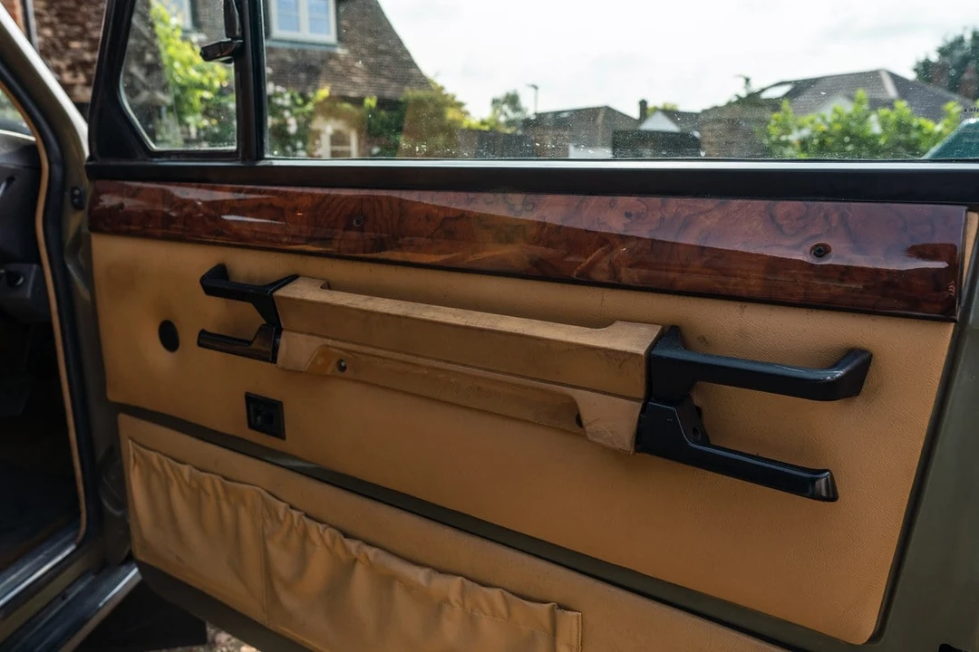 1973 Land Rover Range Rover Classic - Image 19 of 30