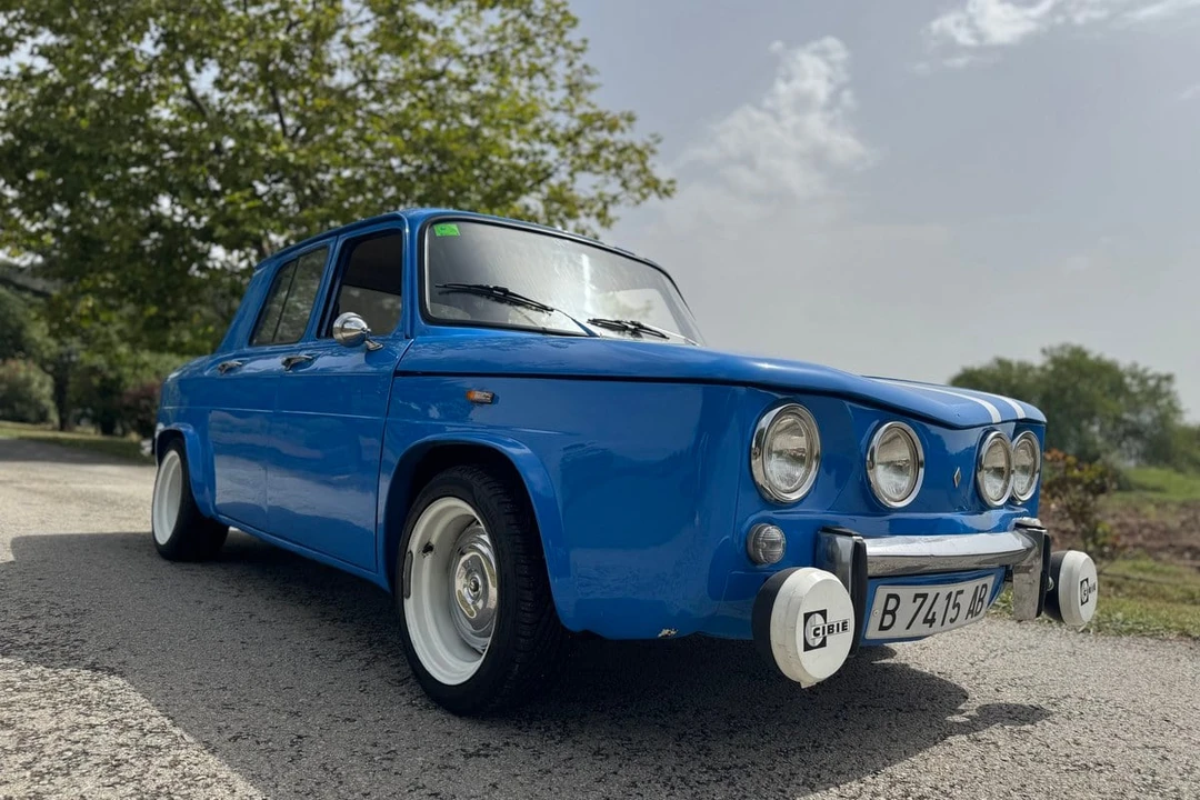 1973 Renault 8 - Image 2 of 30