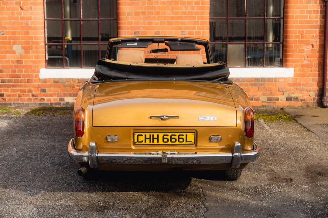 1973 Rolls-Royce Corniche Series I - Image 14 of 31
