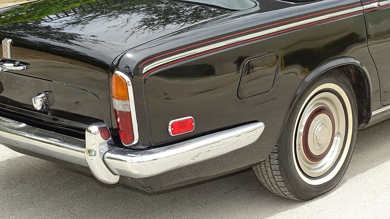 1973 Rolls-Royce Silver Shadow I - Image 10 of 21