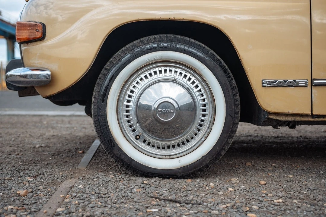 1973 Saab 96 - Image 17 of 30