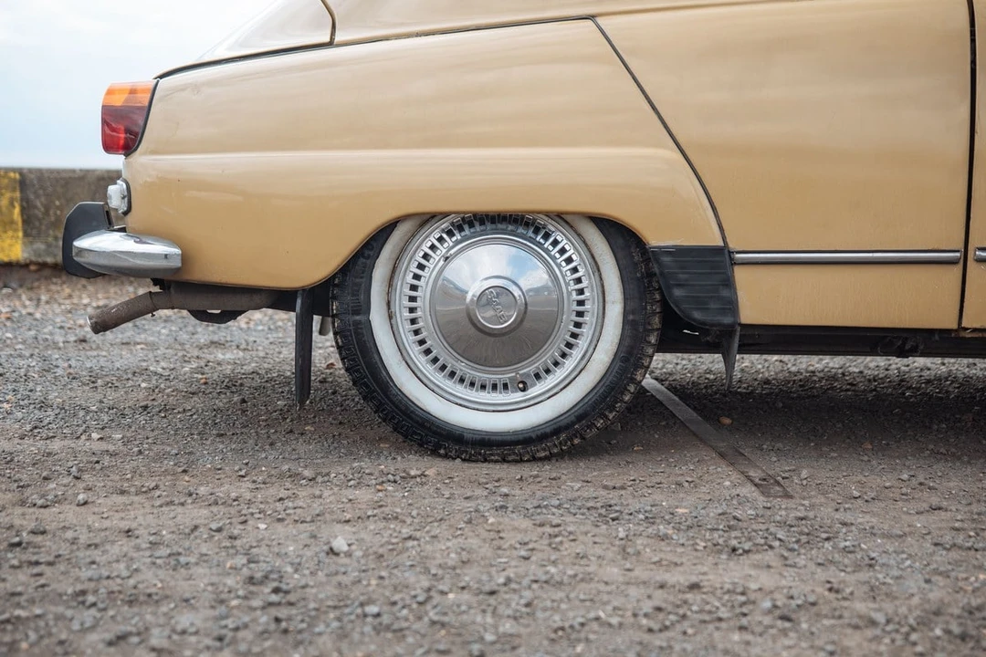 1973 Saab 96 - Image 19 of 30