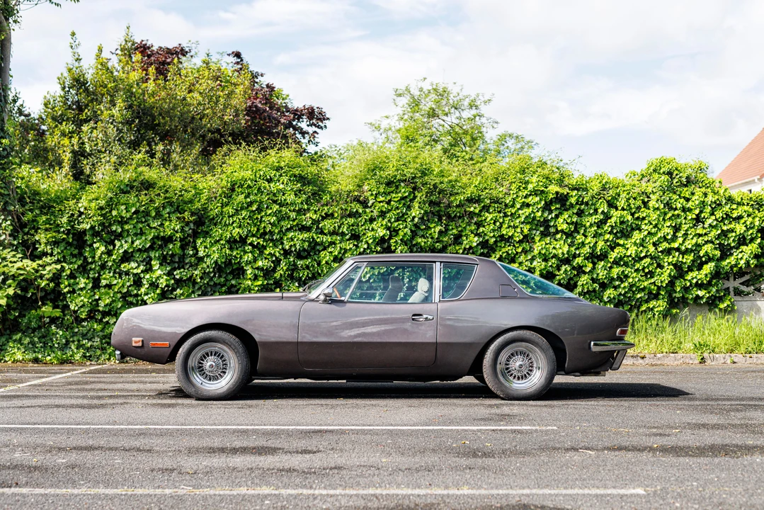 1973 Studebaker Avanti - Image 4 of 31