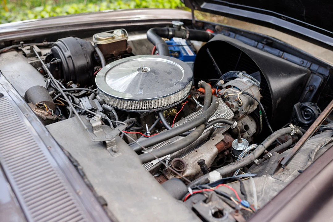 1973 Studebaker Avanti - Image 29 of 31