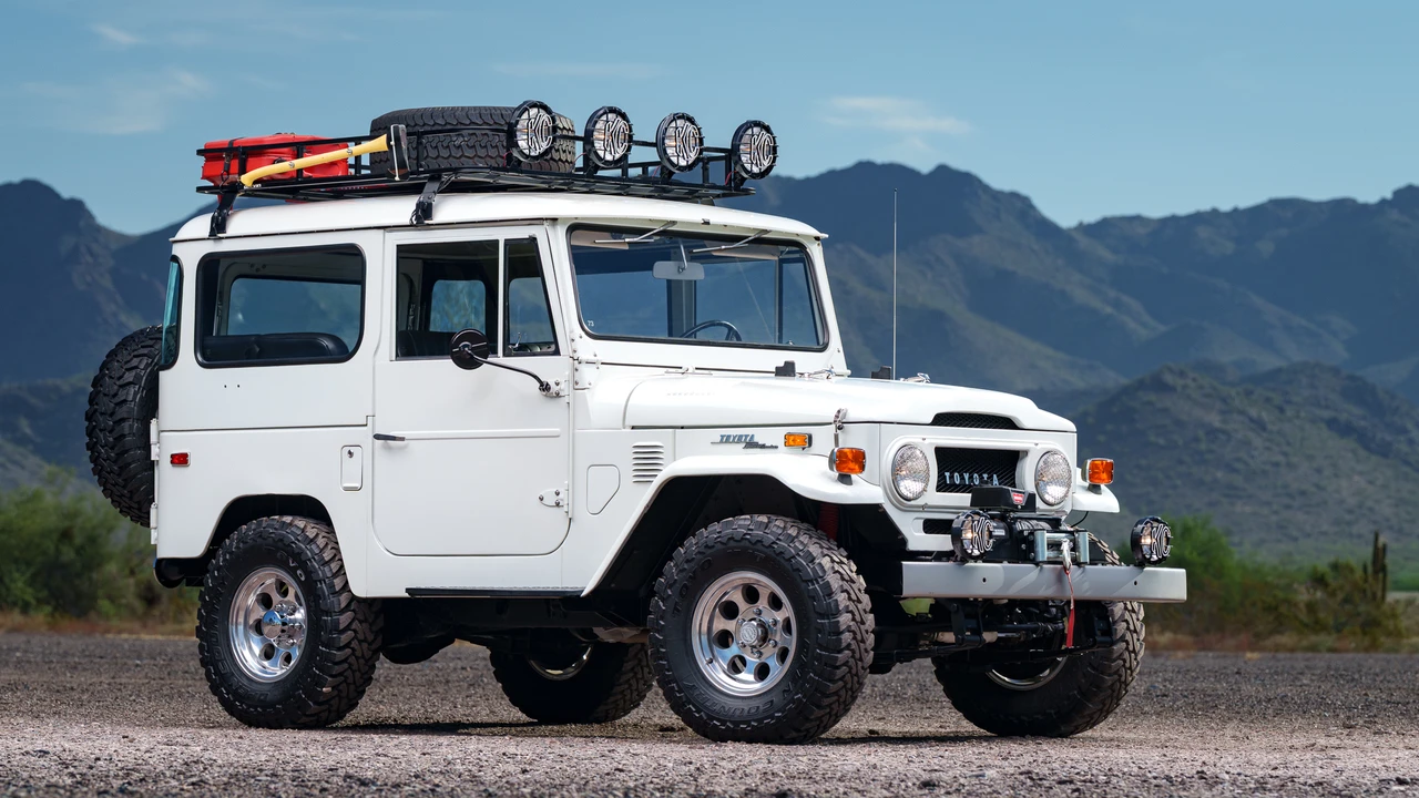 1973 Toyota J40 Land Cruiser - Image 13 of 31