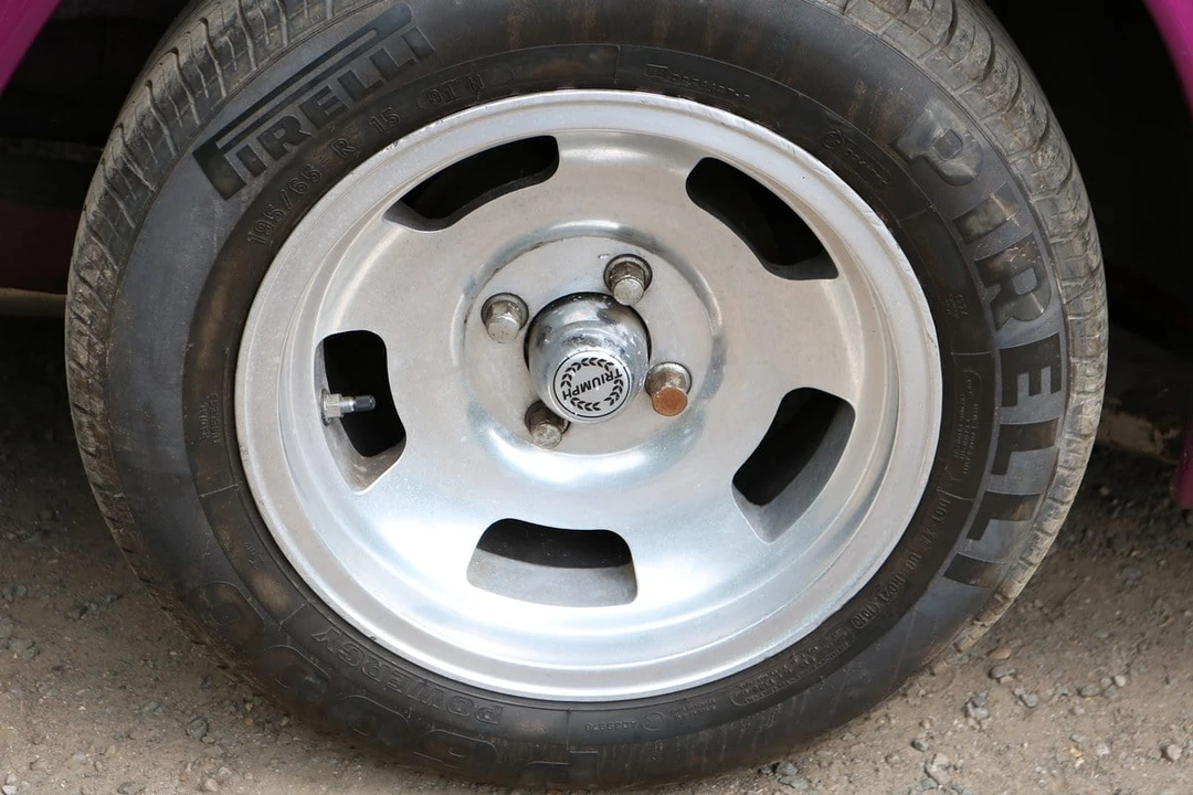 1973 Triumph TR6 CF Injected - Image 12 of 30