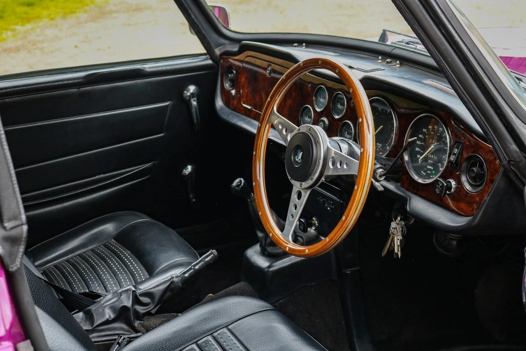 1973 Triumph TR6 CF Injected - Image 15 of 30