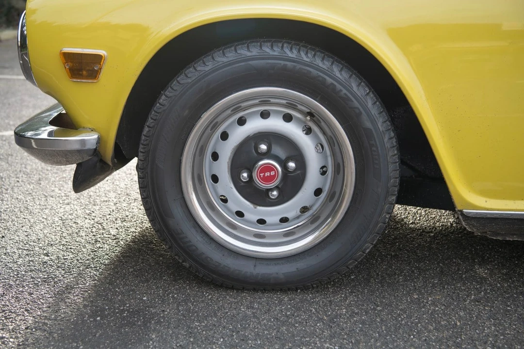 1973 Triumph TR6 CF Injected - Image 14 of 31