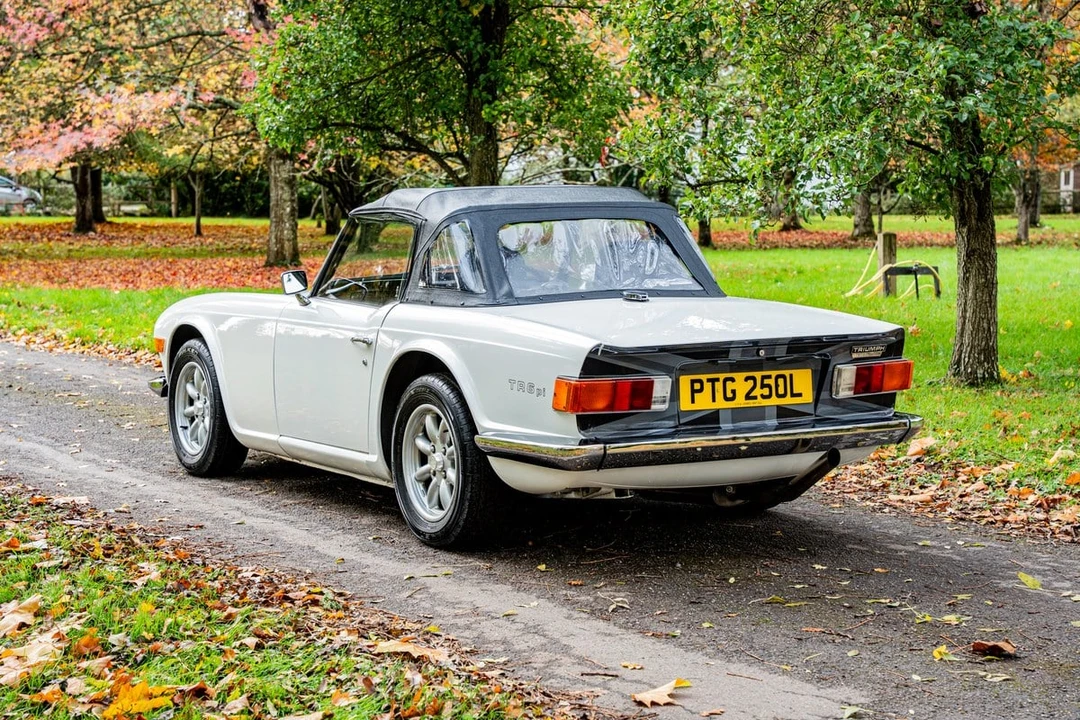 1973 Triumph TR6 CF Injected - Image 10 of 30