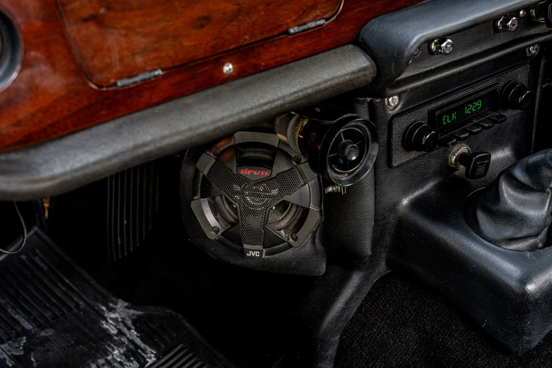 1973 Triumph TR6 CF Injected - Image 23 of 30