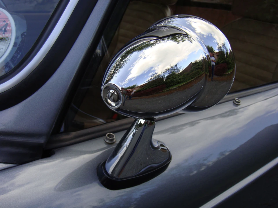 1973 Triumph TR6 CF Injected - Image 11 of 15