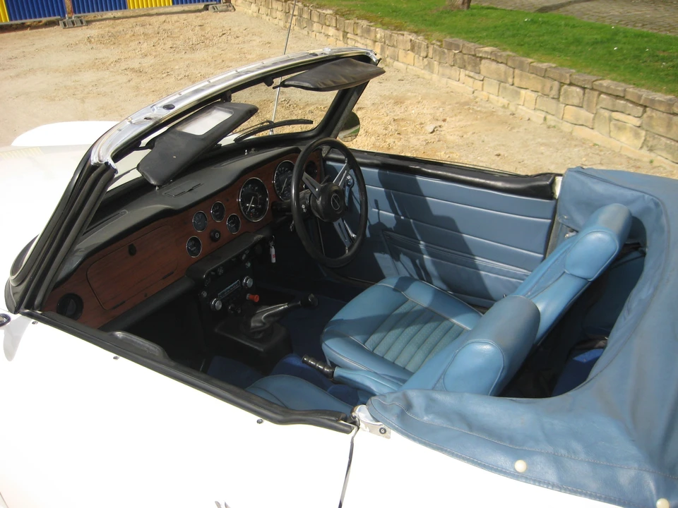 1973 Triumph TR6 CR/CC Carb - Image 3 of 6