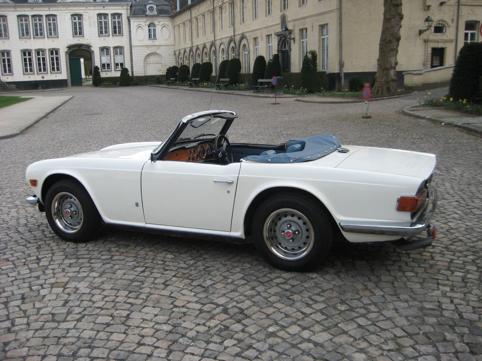 1973 Triumph TR6 CR/CC Carb - Image 2 of 6