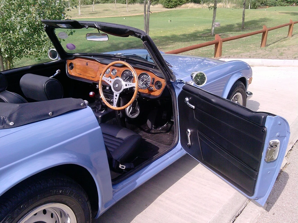 1973 Triumph TR6 CR/CC Carb - Image 2 of 2