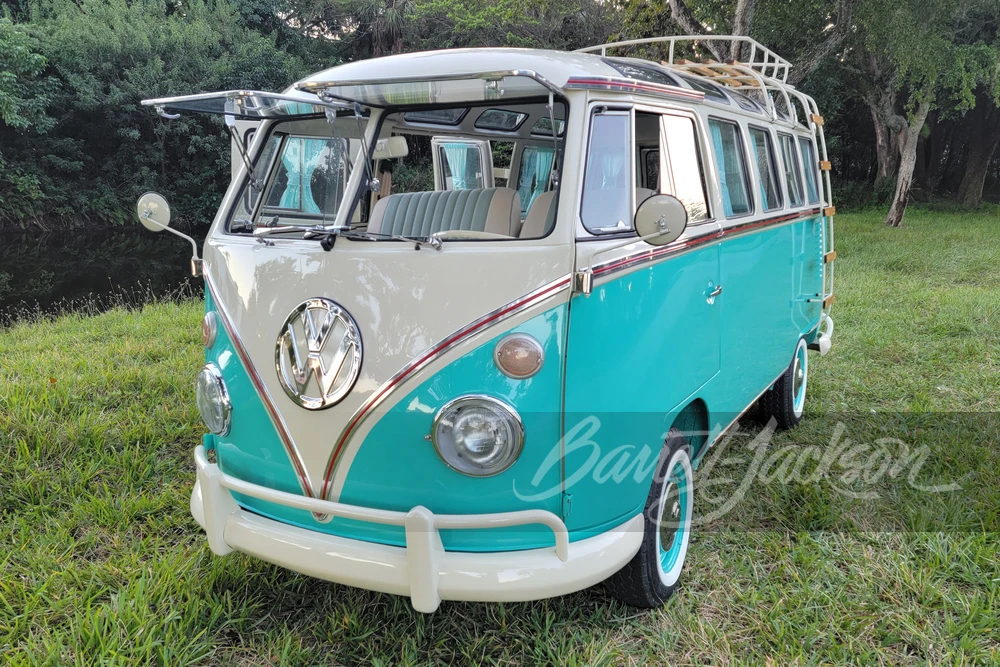 1973 Volkswagen Bay-Window Bus - Image 4 of 10