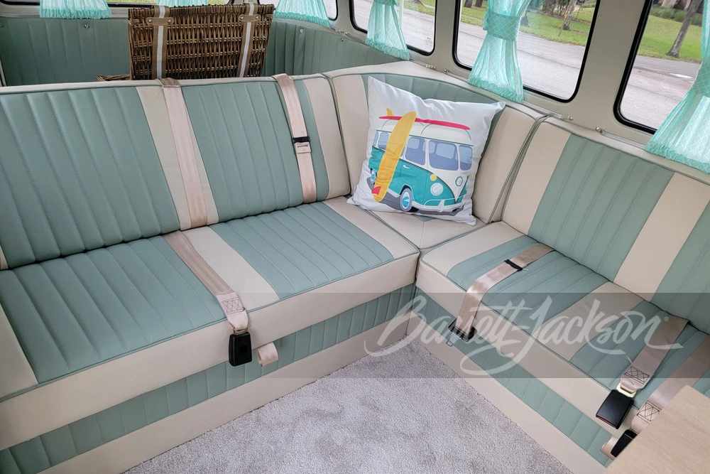 1973 Volkswagen Bay-Window Bus - Image 5 of 10